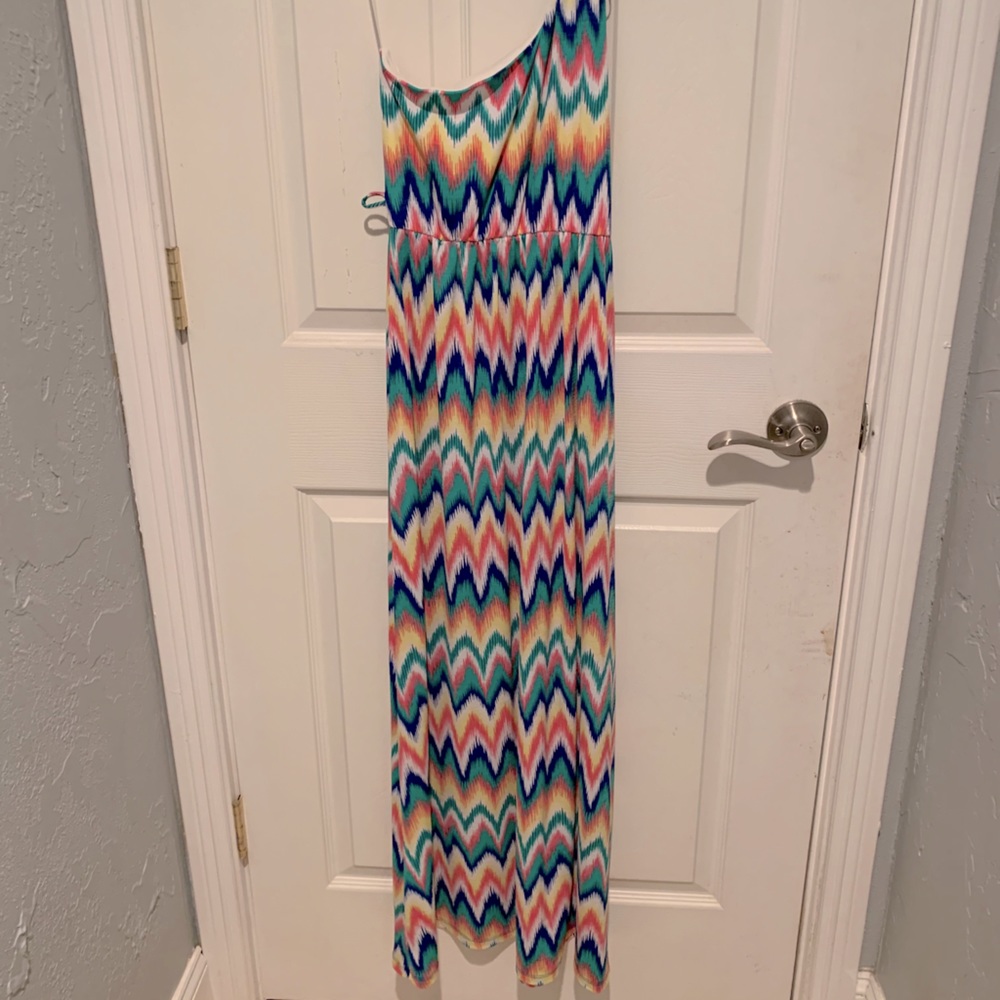 One shoulder dress
